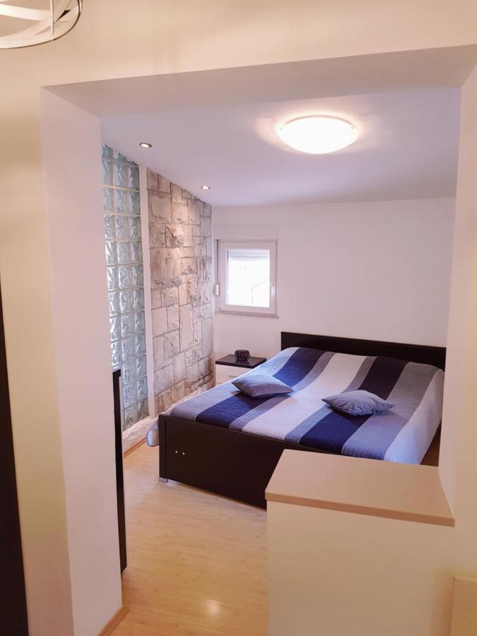 Apartment Centar Omiš Dış mekan fotoğraf