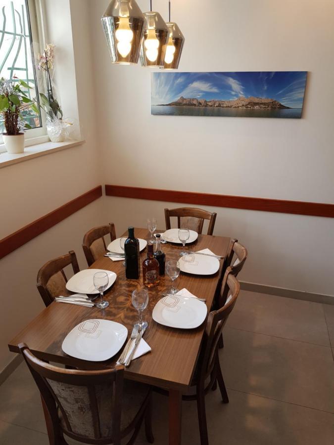 Apartment Centar Omiš Dış mekan fotoğraf